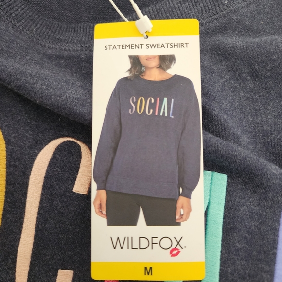 NWT Wildfox Embroidered “Social” Statement Sweatshirt Size Medium - Picture 7 of 9